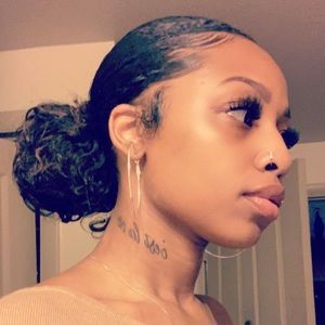 Meet your Posher, Katelyn